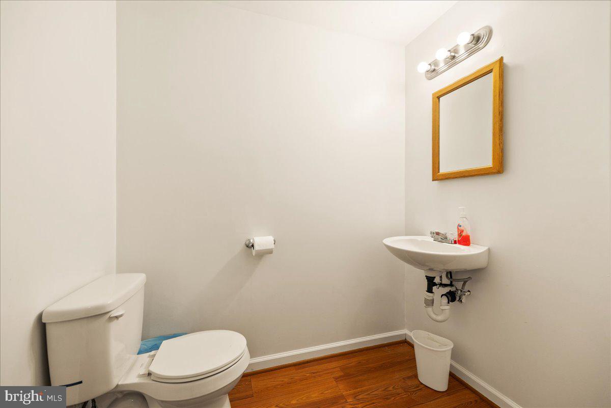 REDWOOD LAKES - Residential