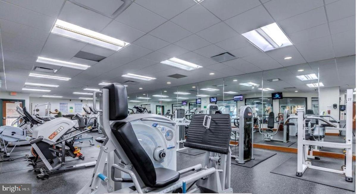 WATERGATE AT LANDMARK - Residential Lease