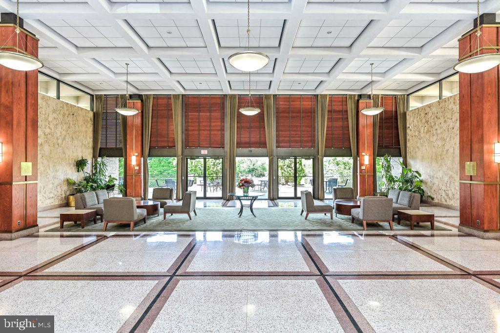 FALLS CHURCH - Residential