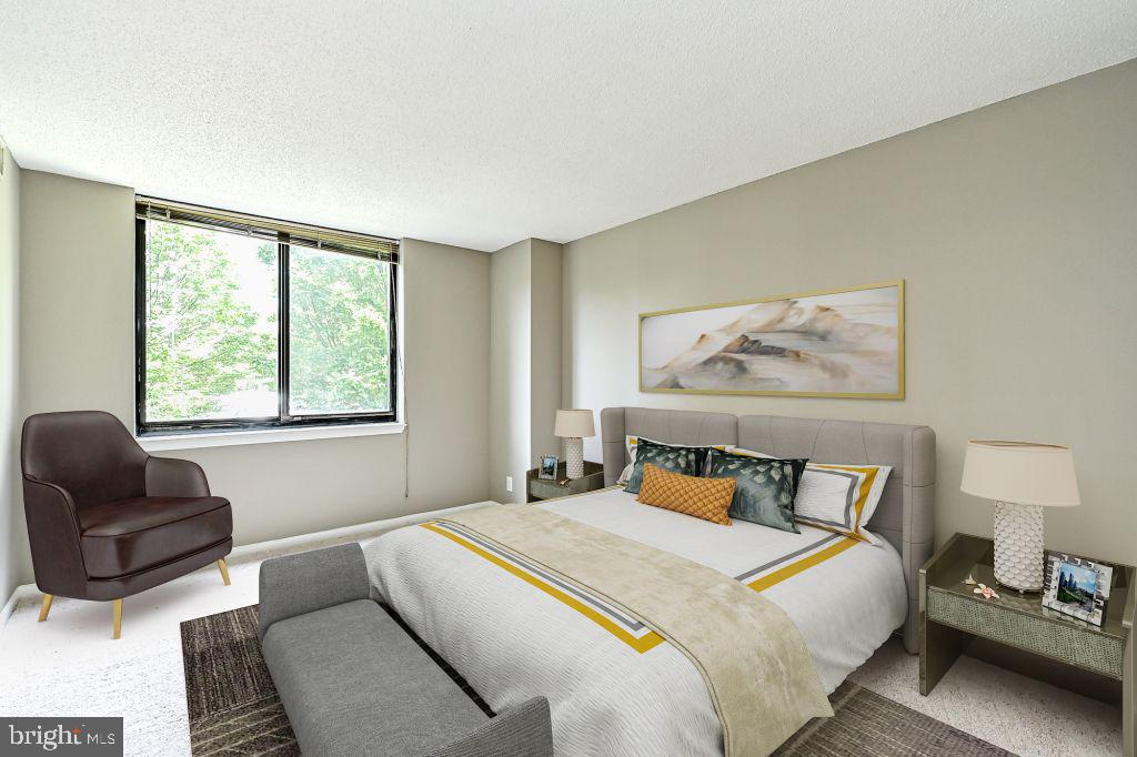 FALLS CHURCH - Residential