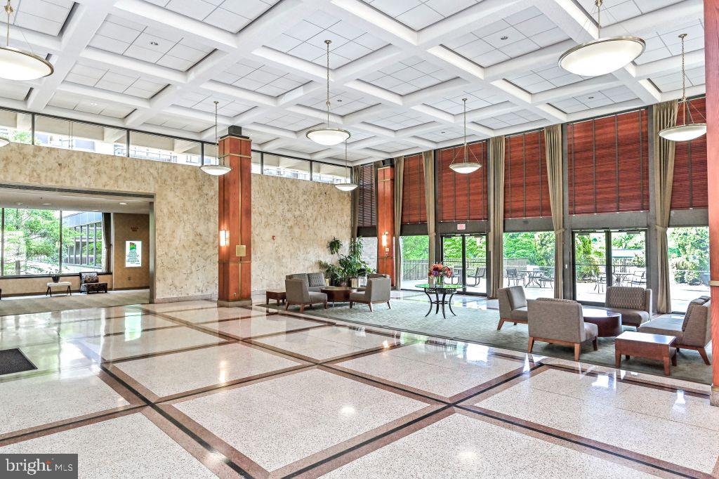 FALLS CHURCH - Residential