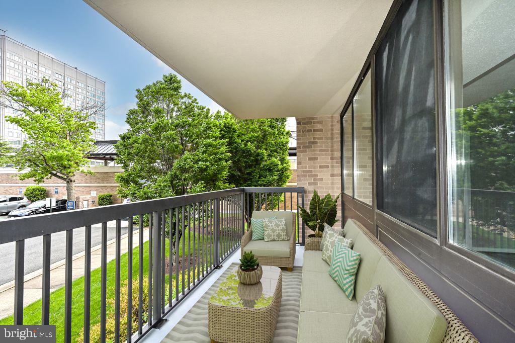 FALLS CHURCH - Residential