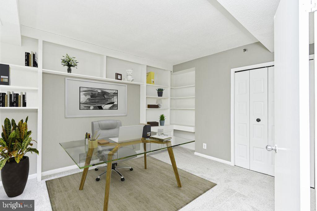 FALLS CHURCH - Residential