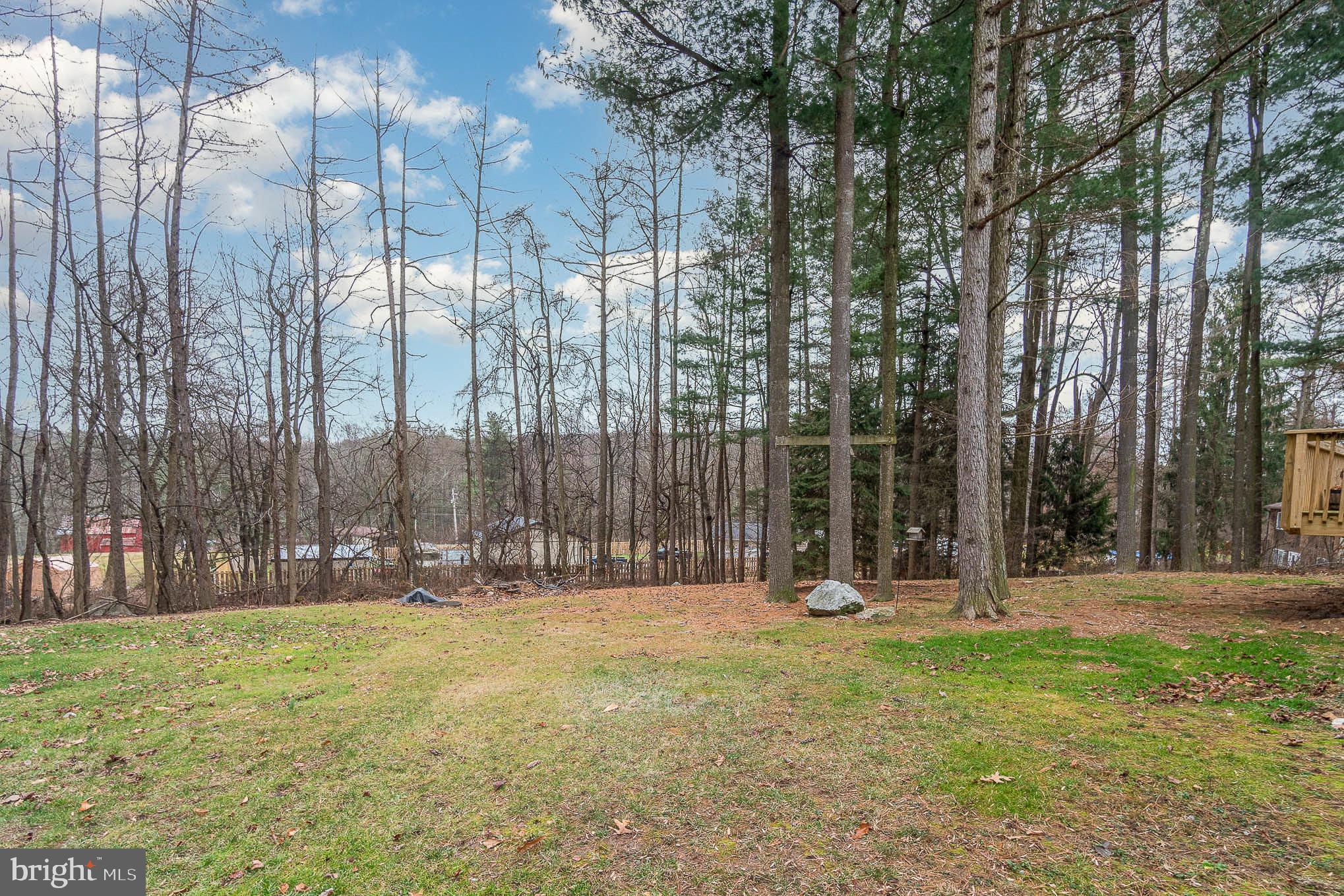 HOLLY ESTATES - Residential