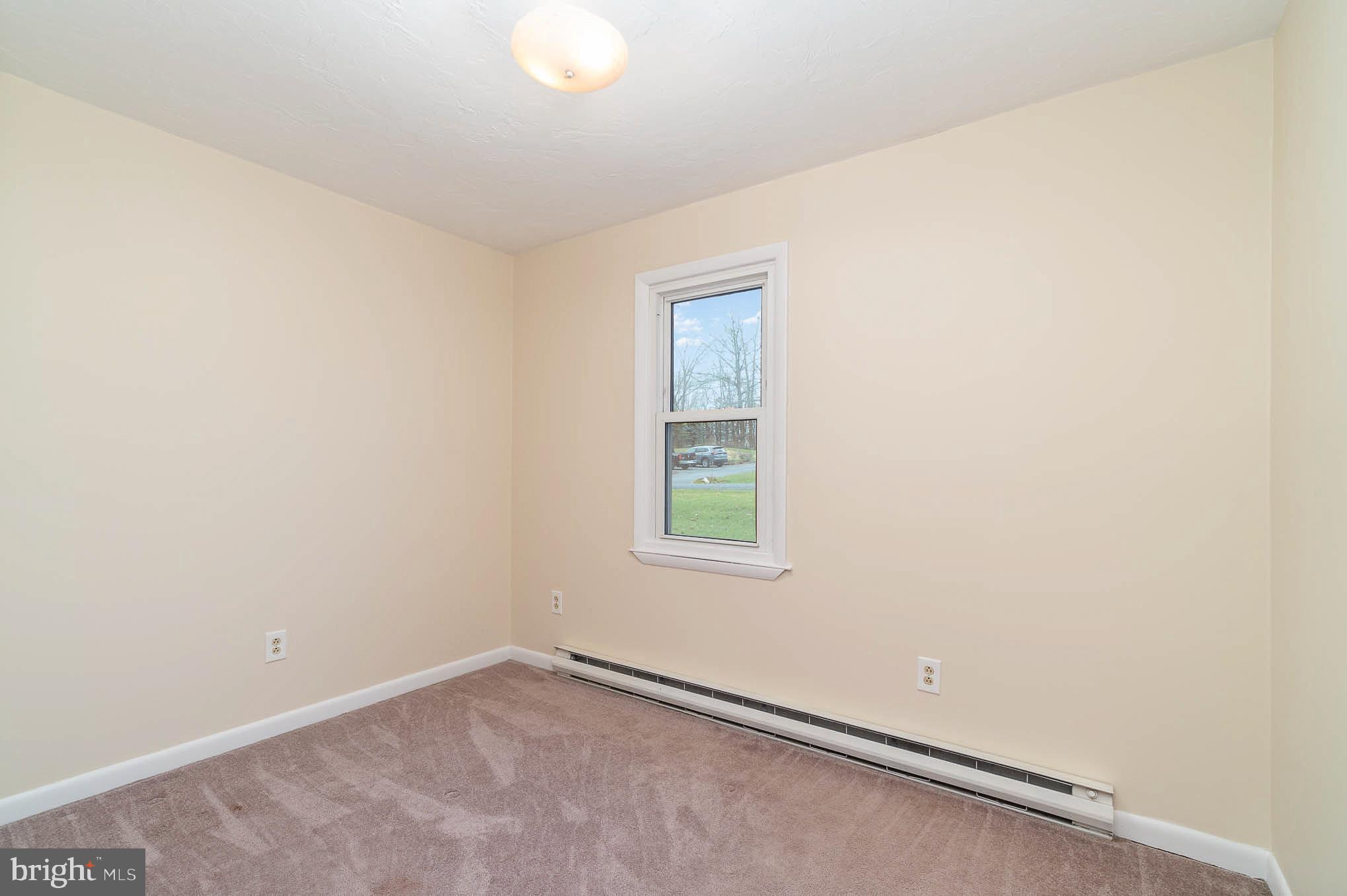 HOLLY ESTATES - Residential