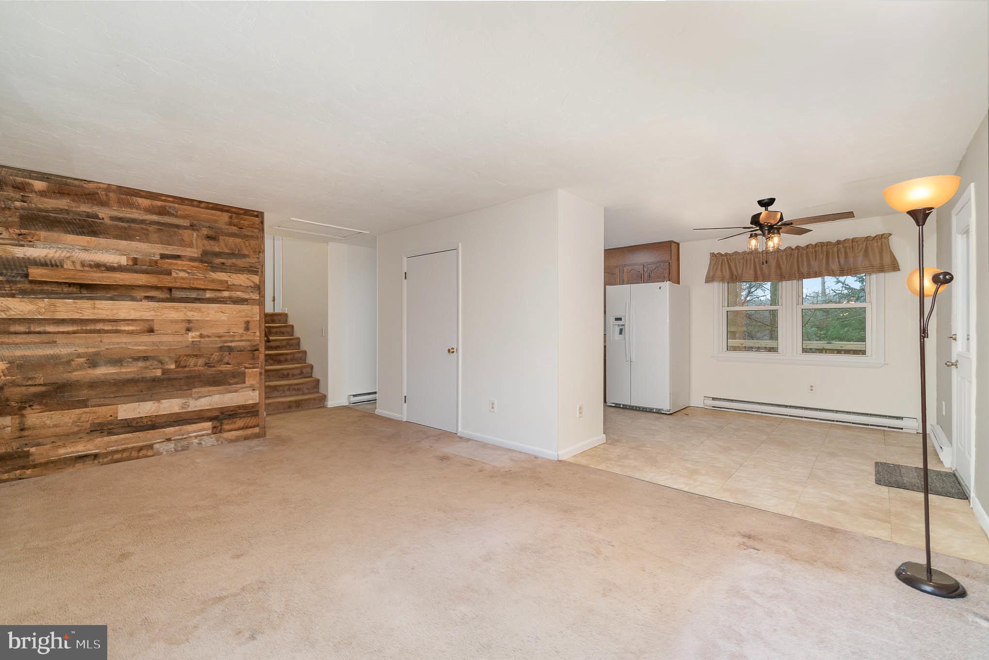 HOLLY ESTATES - Residential