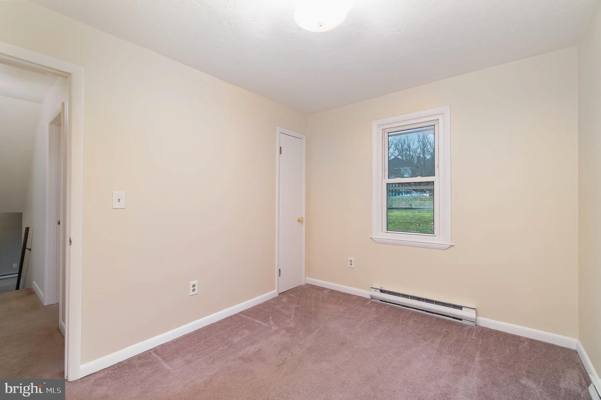 HOLLY ESTATES - Residential