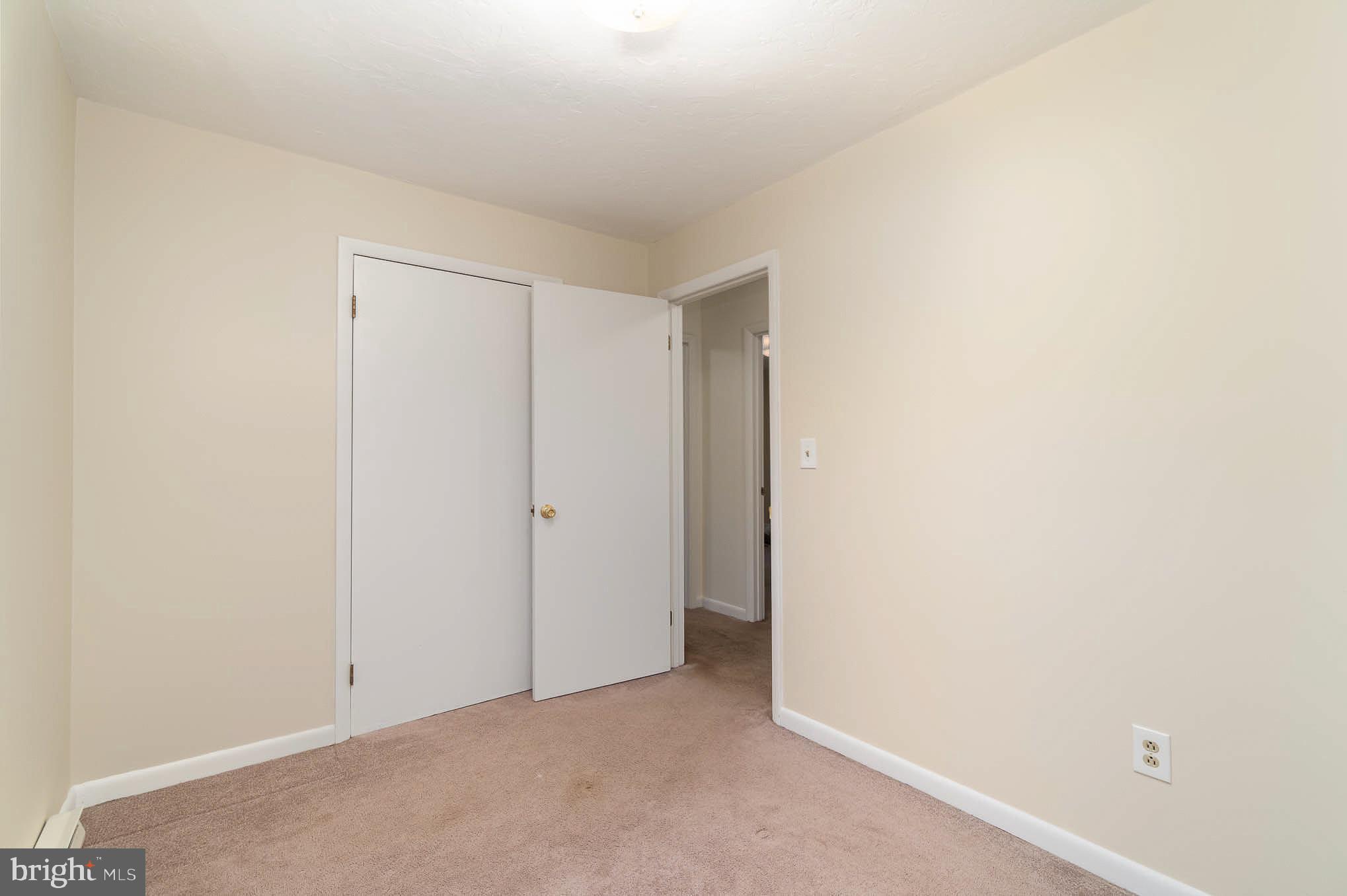 HOLLY ESTATES - Residential