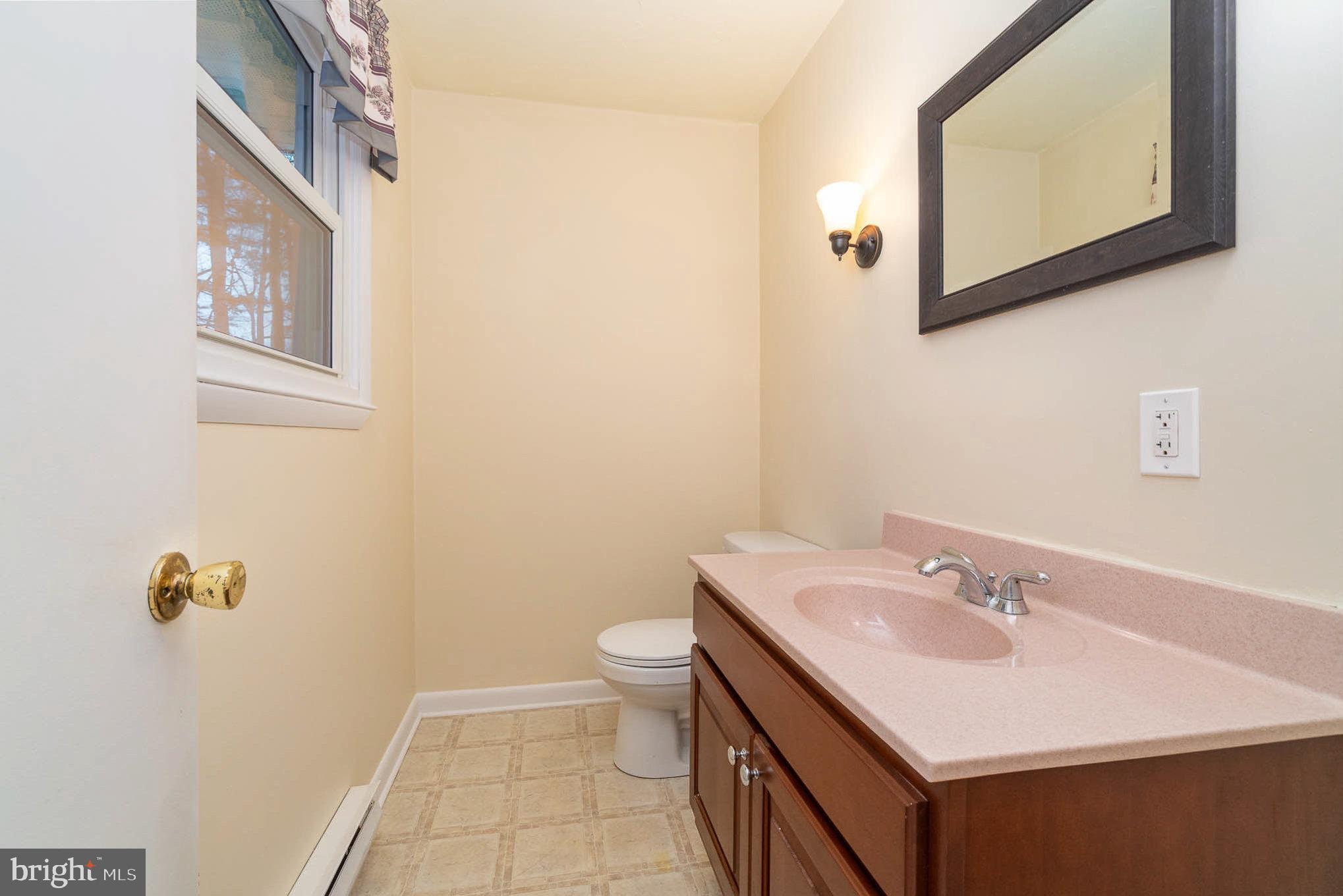 HOLLY ESTATES - Residential