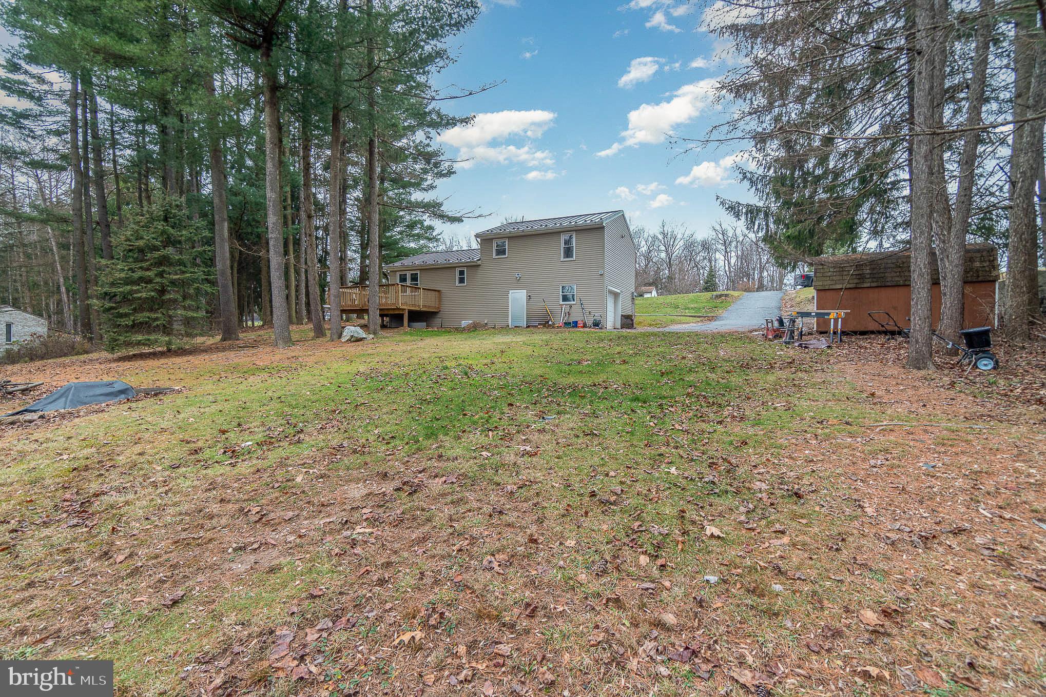 HOLLY ESTATES - Residential