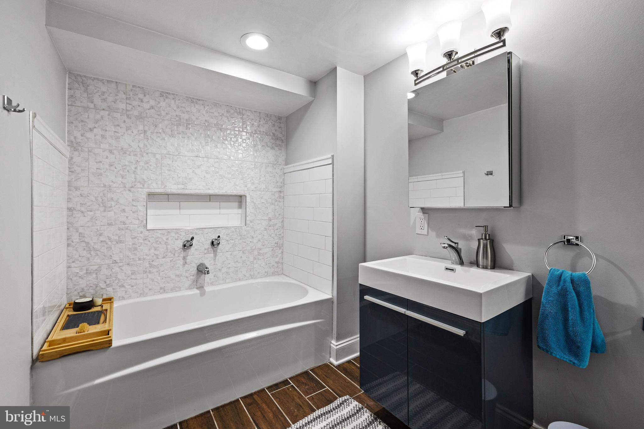 ORIGINAL NORTHWOOD - Residential