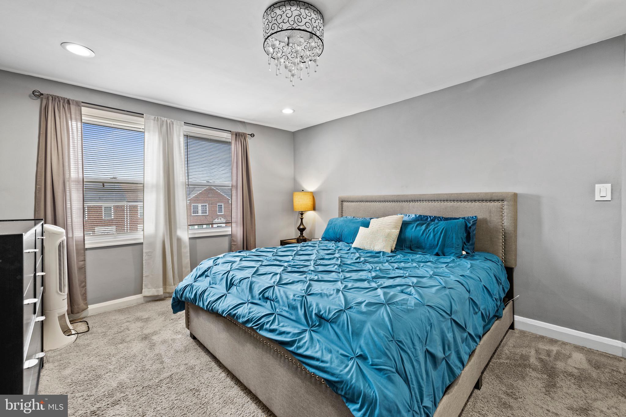 ORIGINAL NORTHWOOD - Residential