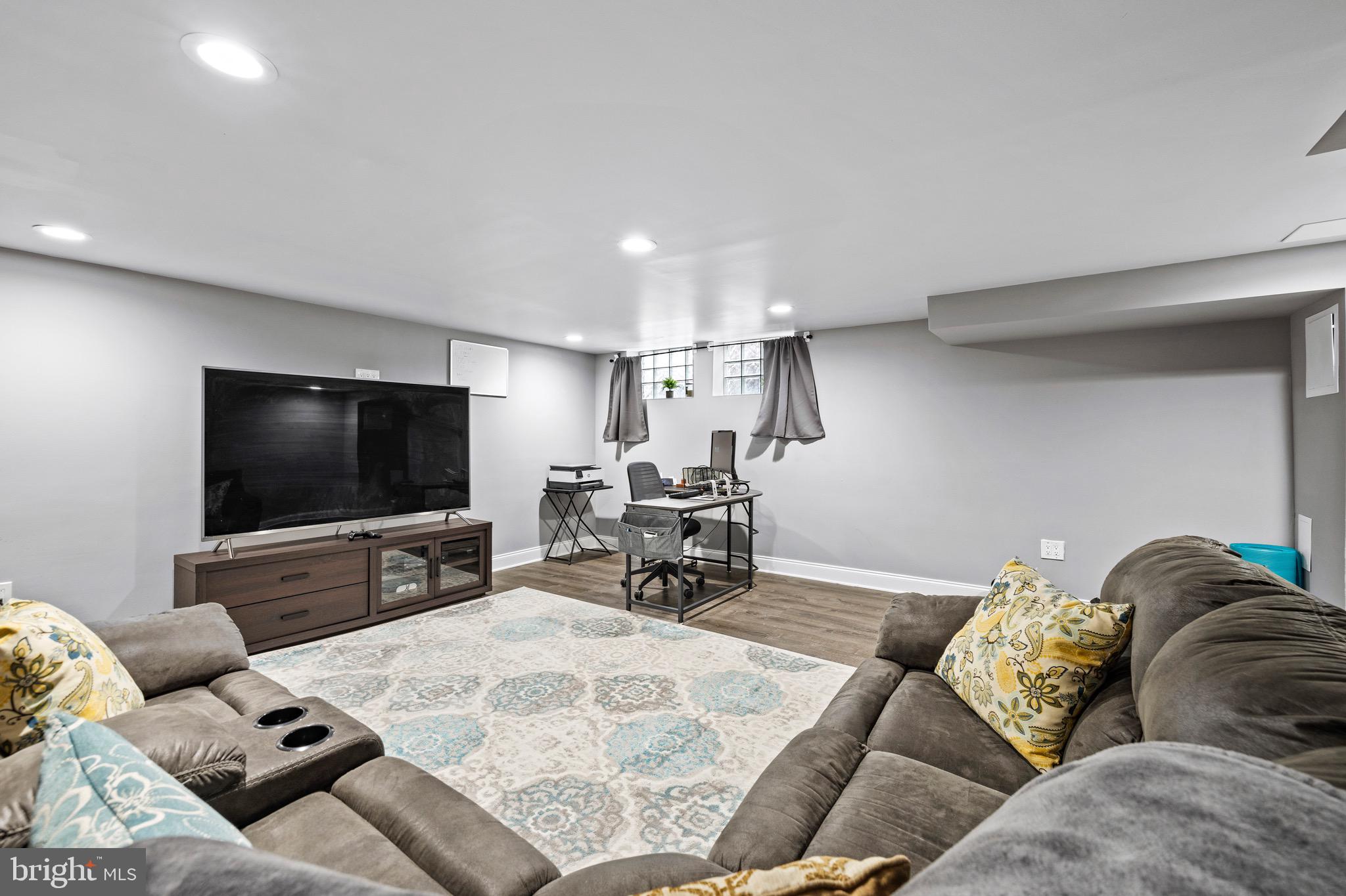 ORIGINAL NORTHWOOD - Residential