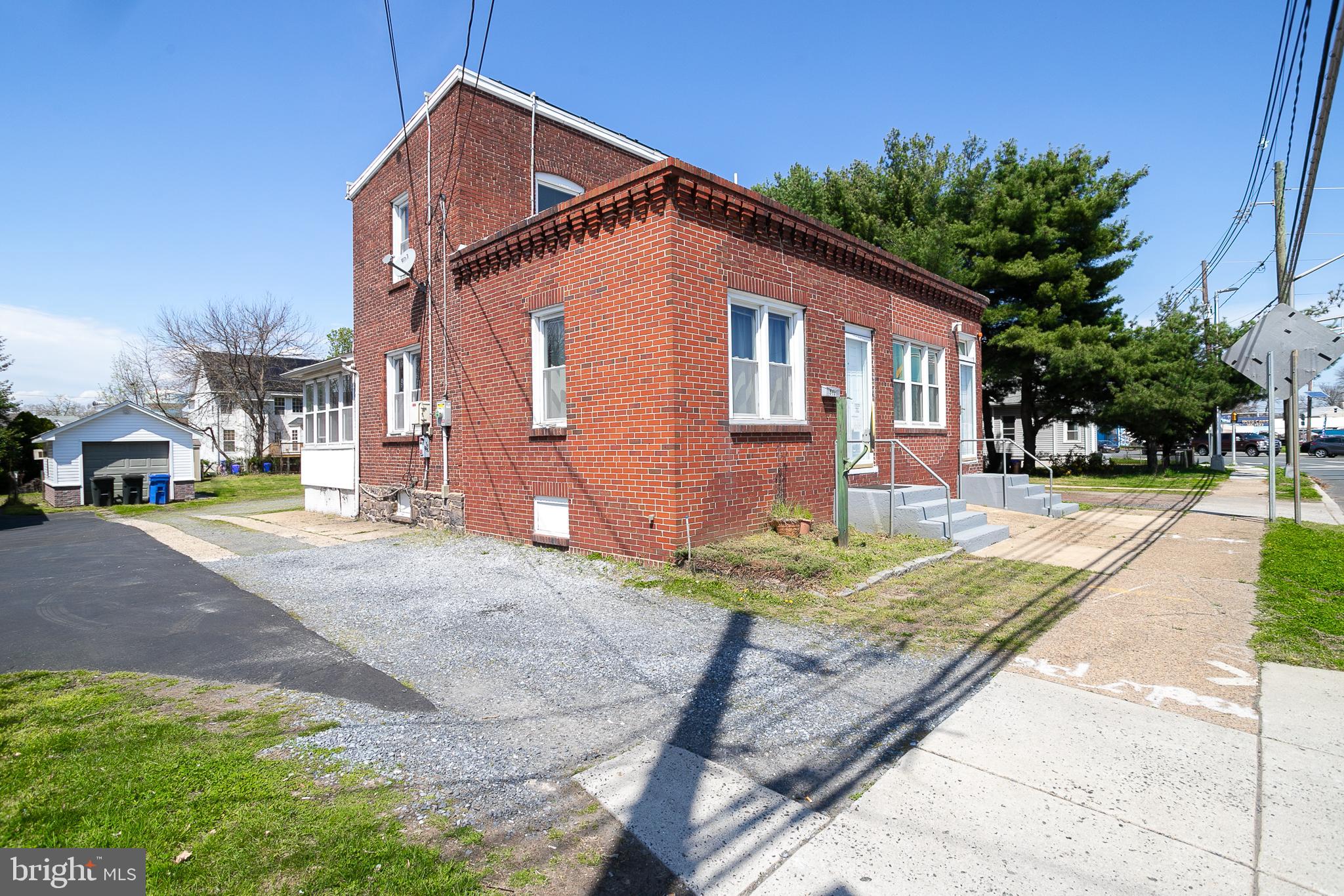 616 ROUTE 130 CAMDEN AVE