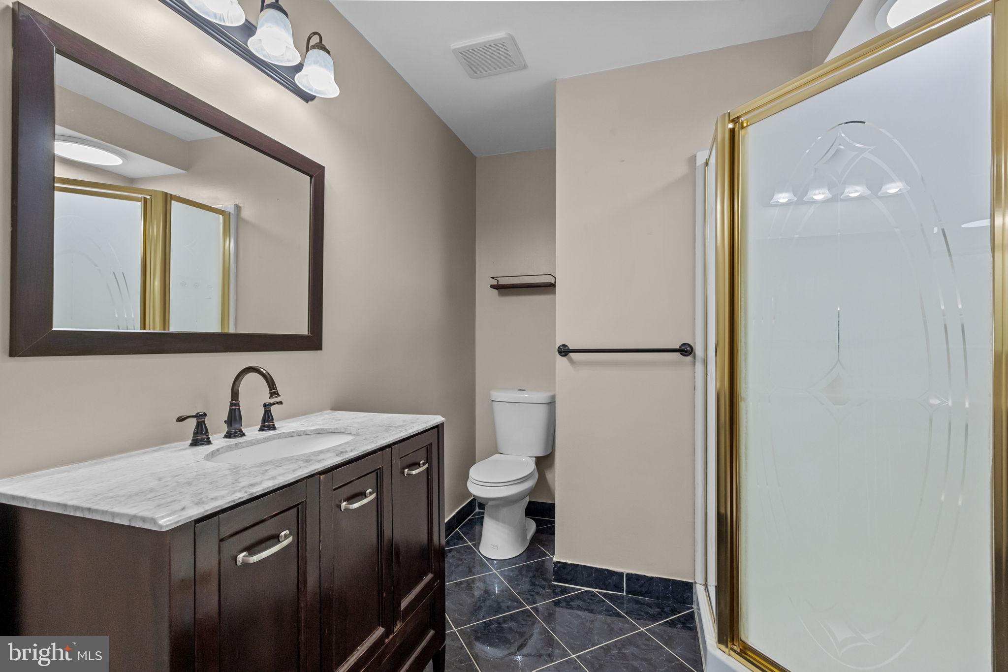 HIDDEN VALLEY - Residential