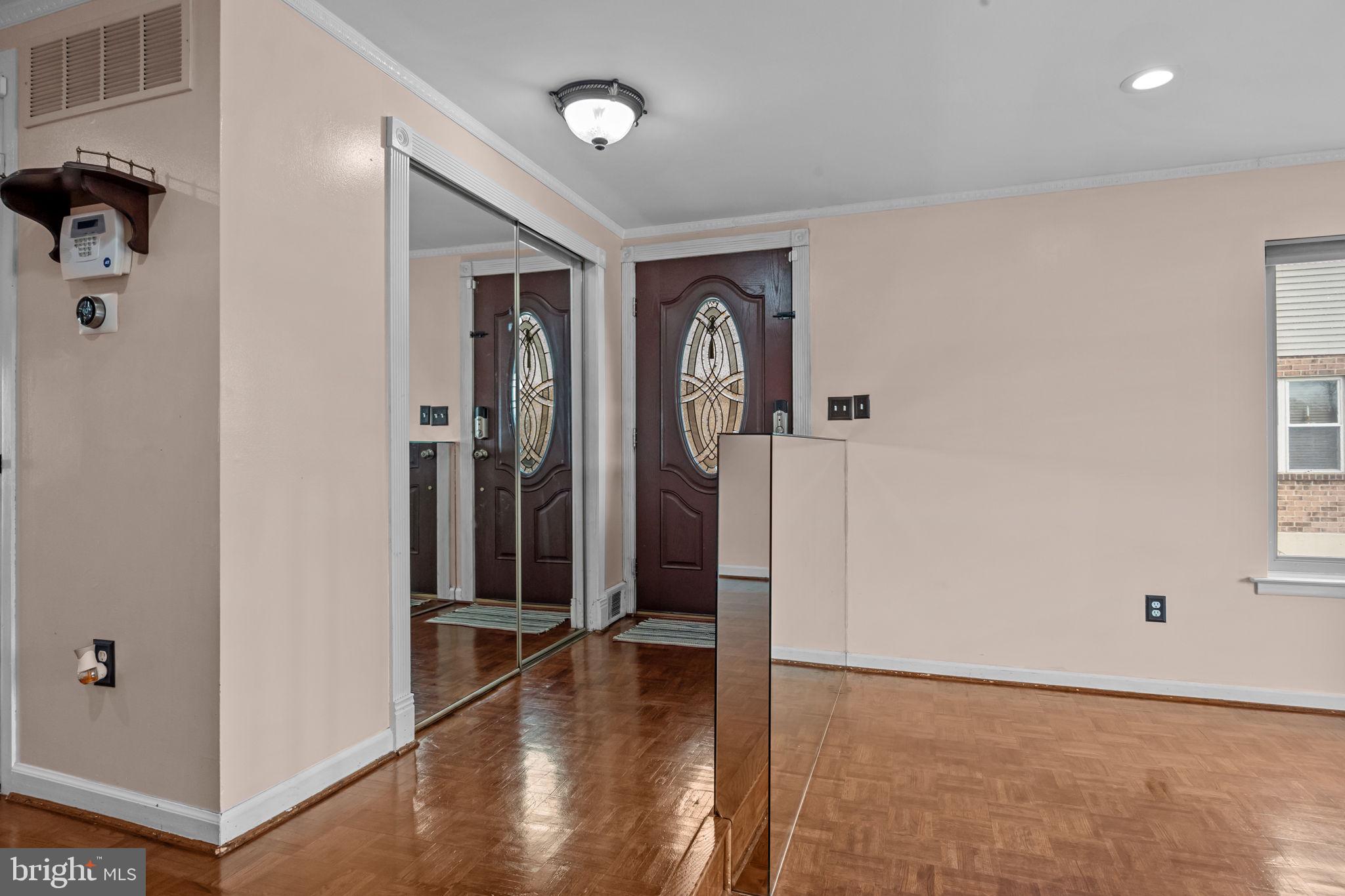 HIDDEN VALLEY - Residential