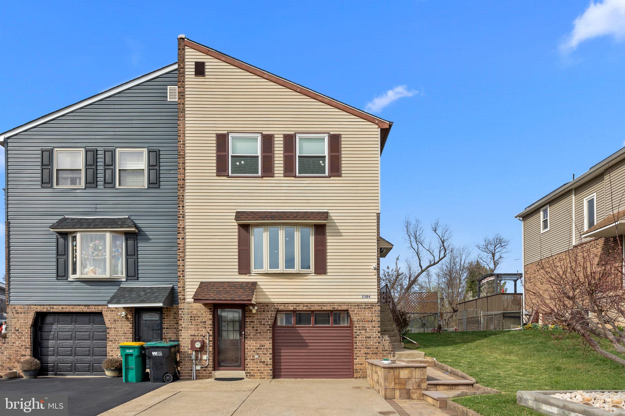 HIDDEN VALLEY - Residential