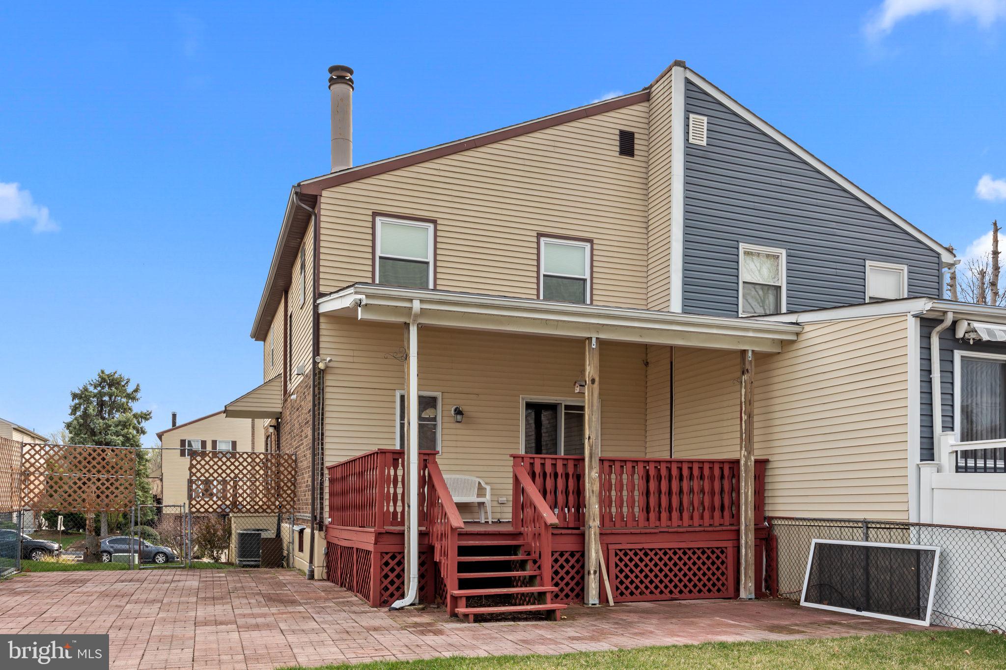 HIDDEN VALLEY - Residential