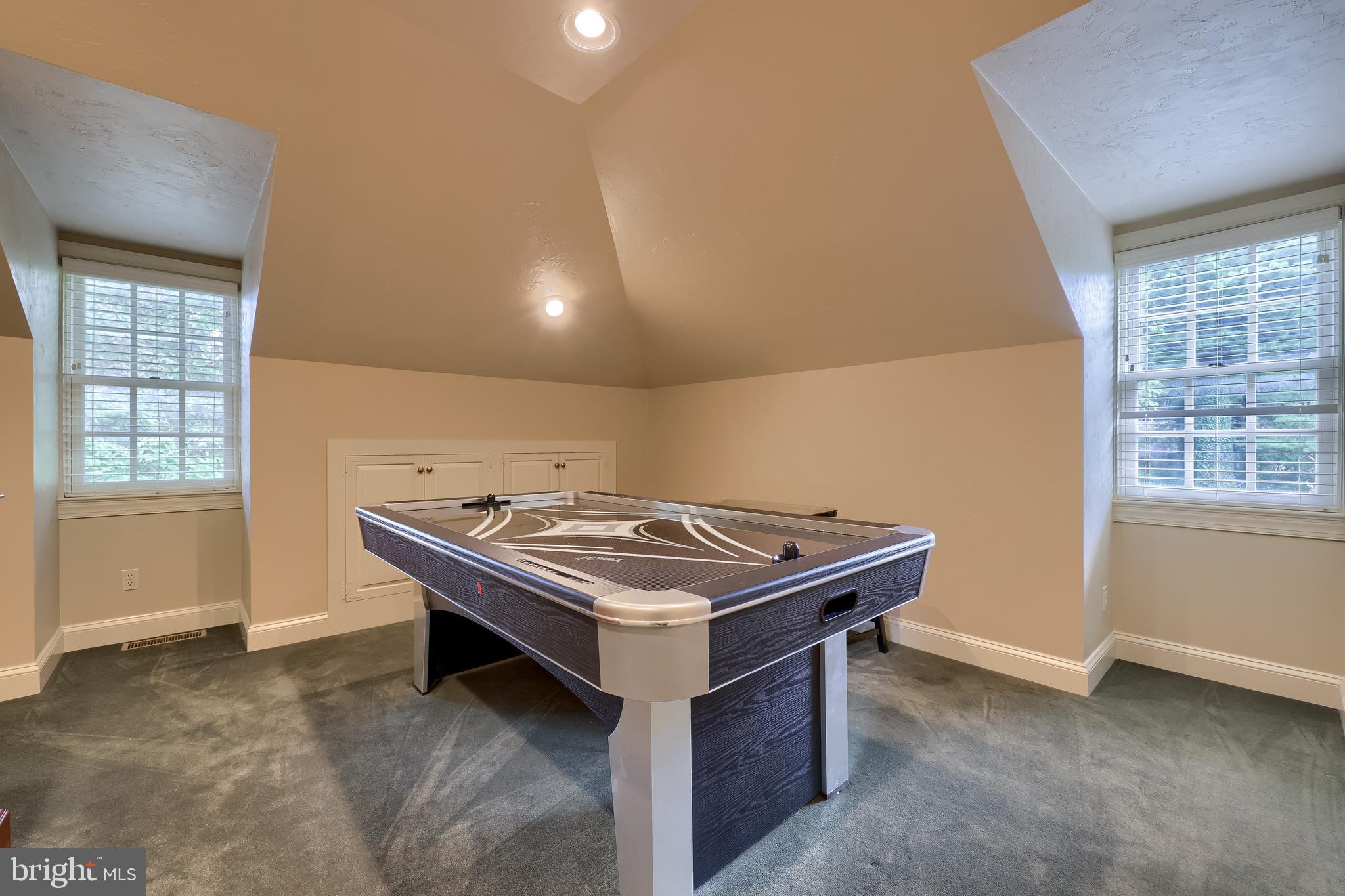 WYNDHAM HILLS - Residential