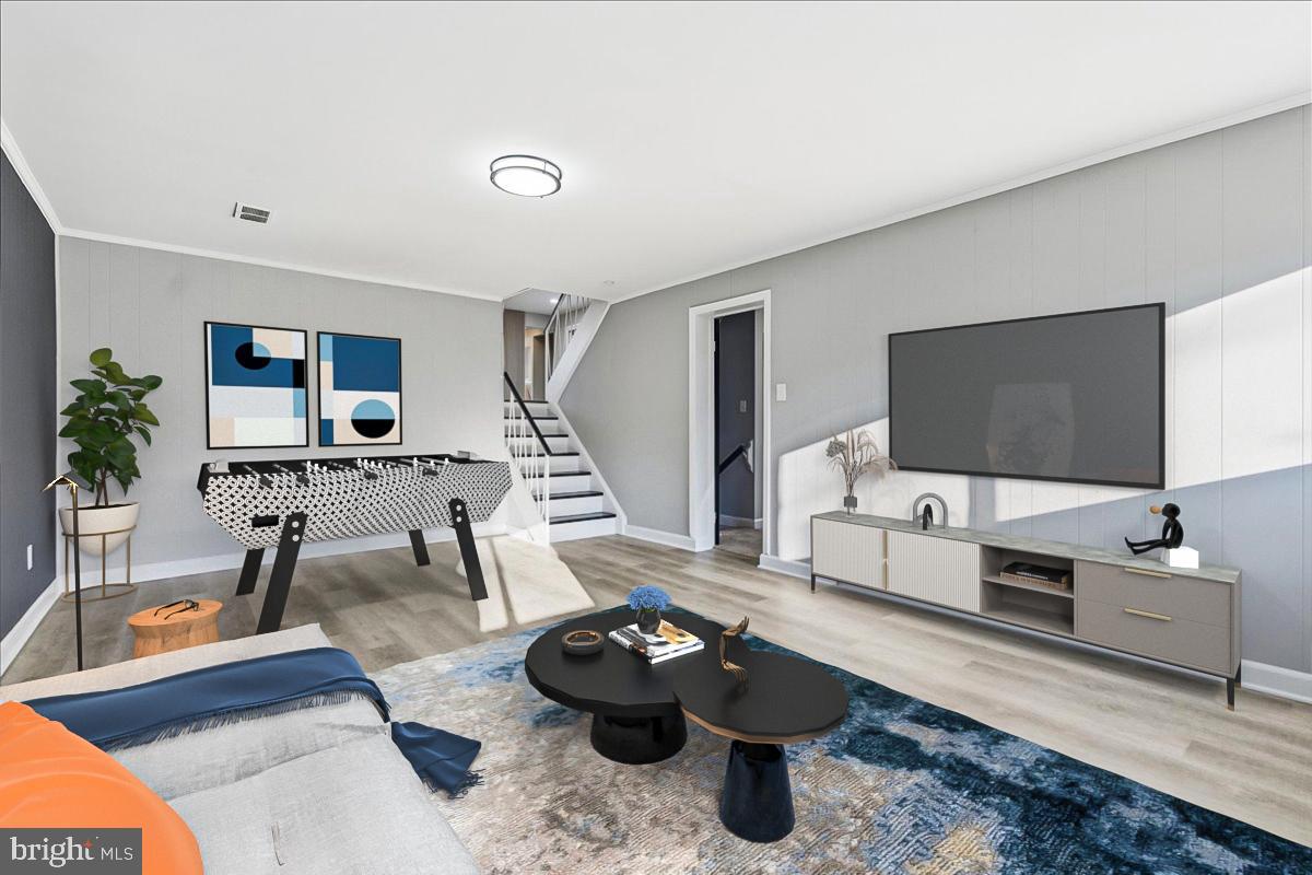 FAIRFAX VILLA - Residential