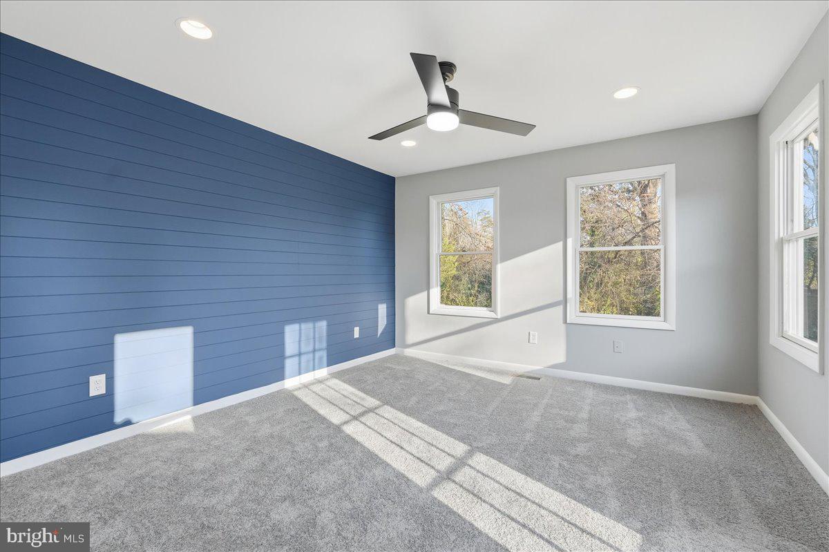 FAIRFAX VILLA - Residential