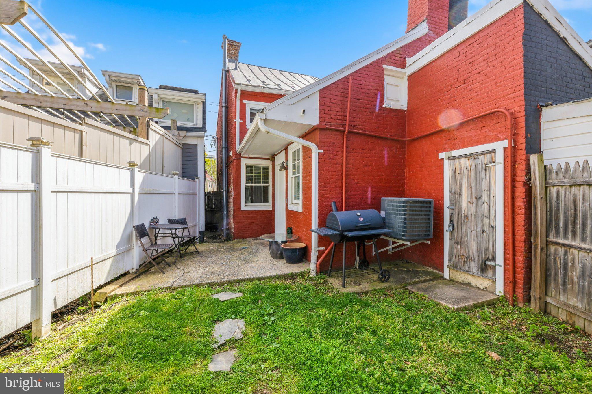 DOWNTOWN FREDERICK - Residential