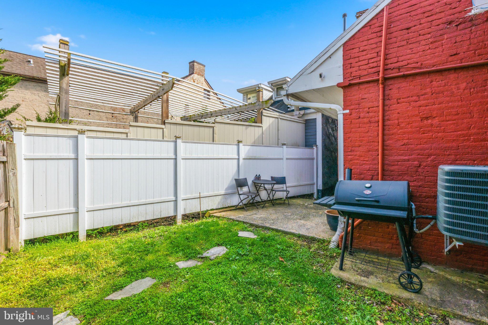 DOWNTOWN FREDERICK - Residential