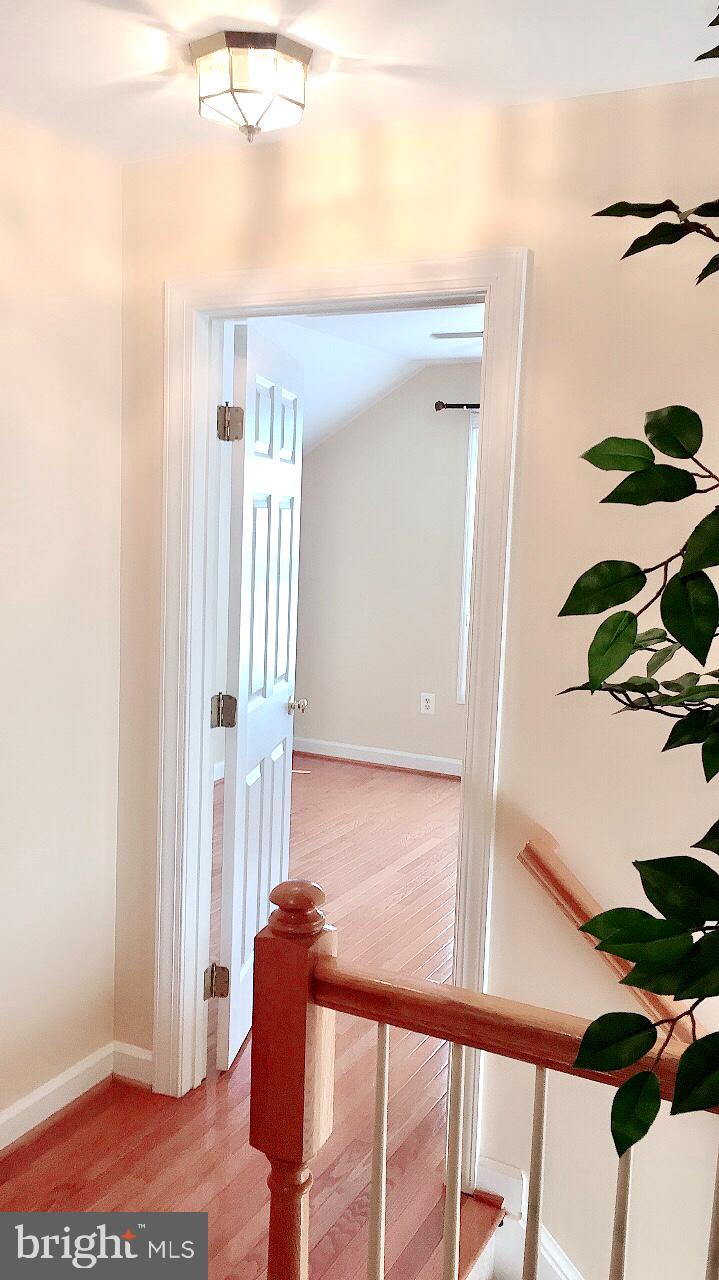 PINEY GLEN VILLAGE - Residential Lease