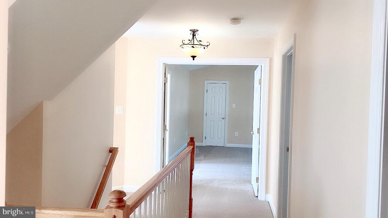 PINEY GLEN VILLAGE - Residential Lease