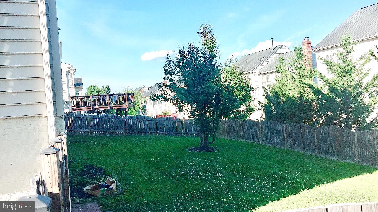 PINEY GLEN VILLAGE - Residential Lease