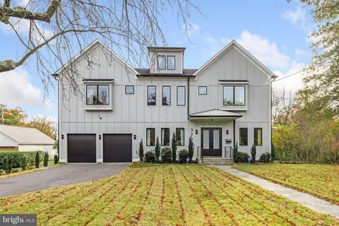 3904 Dresden Street, Kensington, MD MLS: MDMC2177162