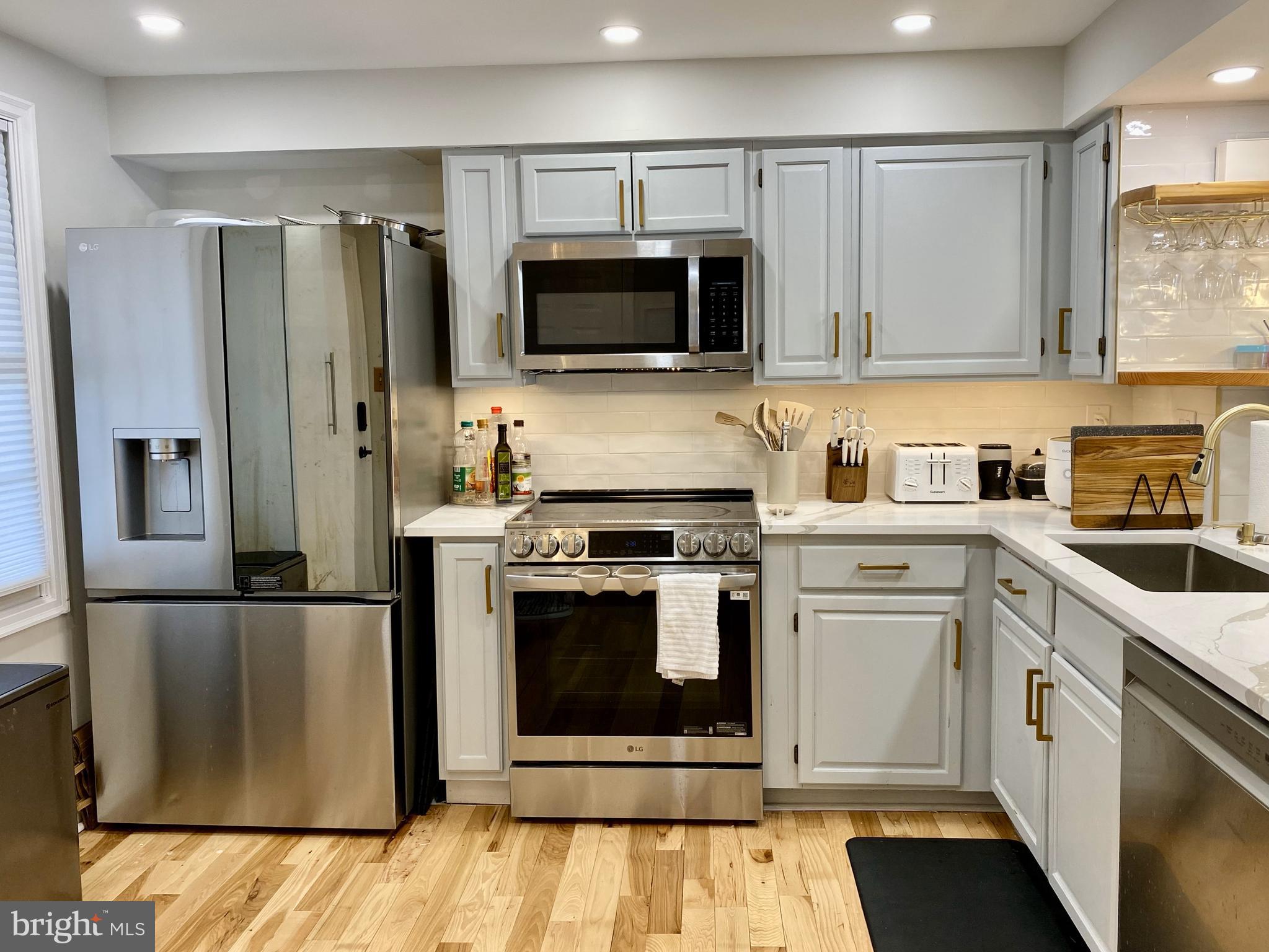 NEWINGTON HEIGHTS - Residential