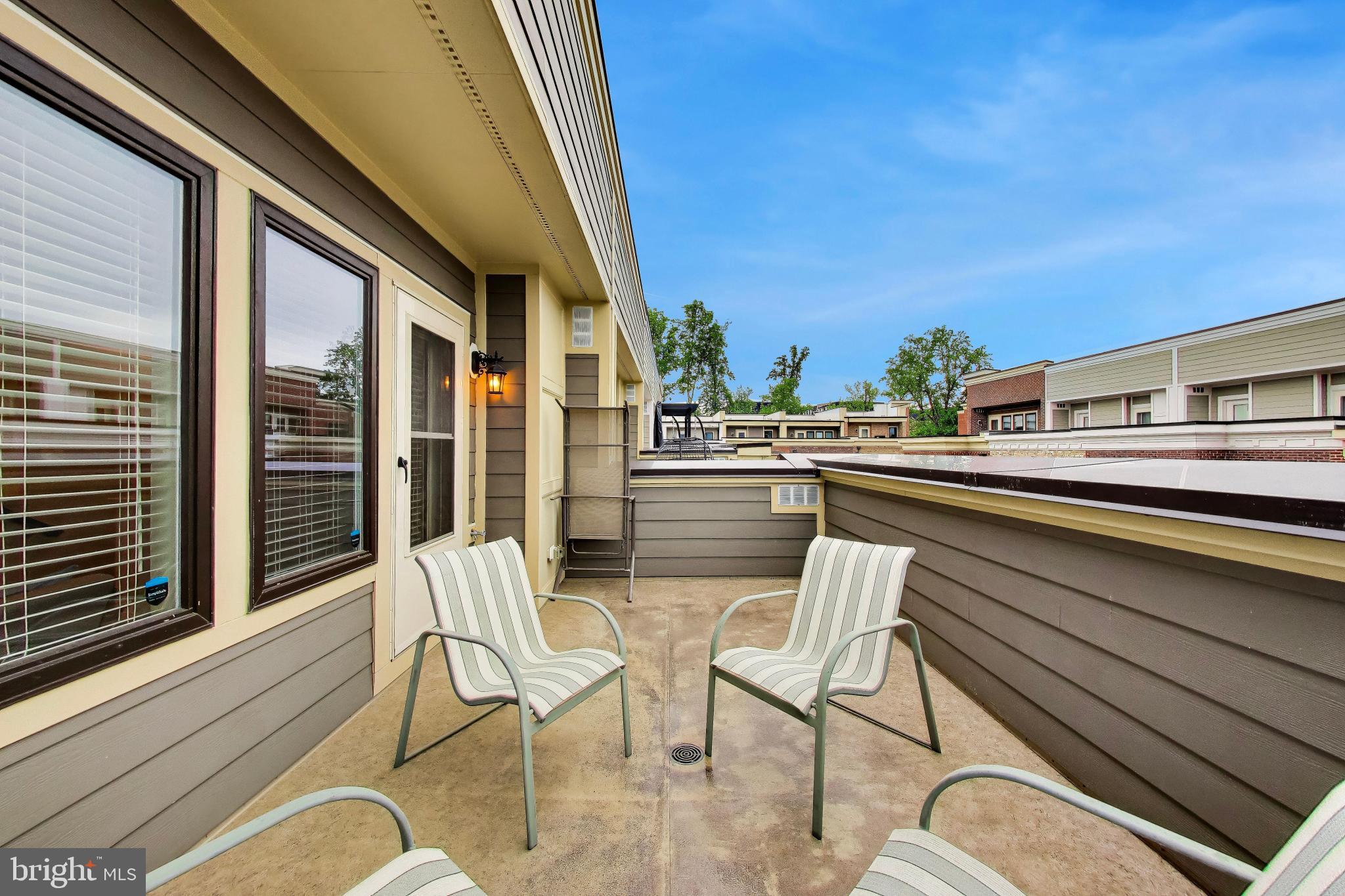 POTOMAC OVERLOOK CONDO - Residential