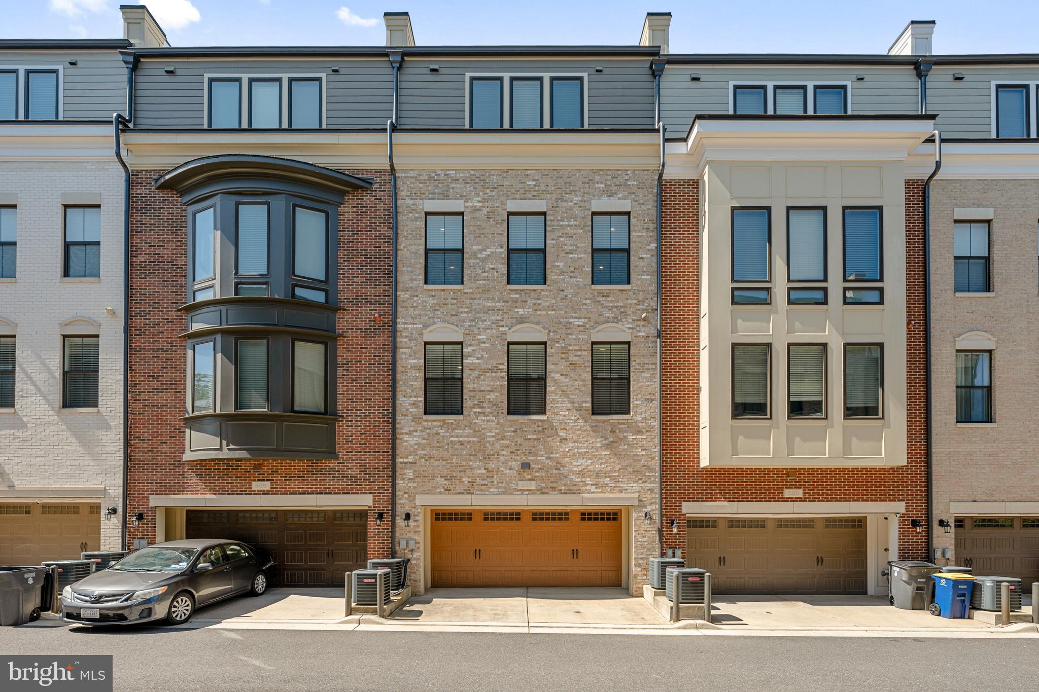 POTOMAC OVERLOOK CONDO - Residential