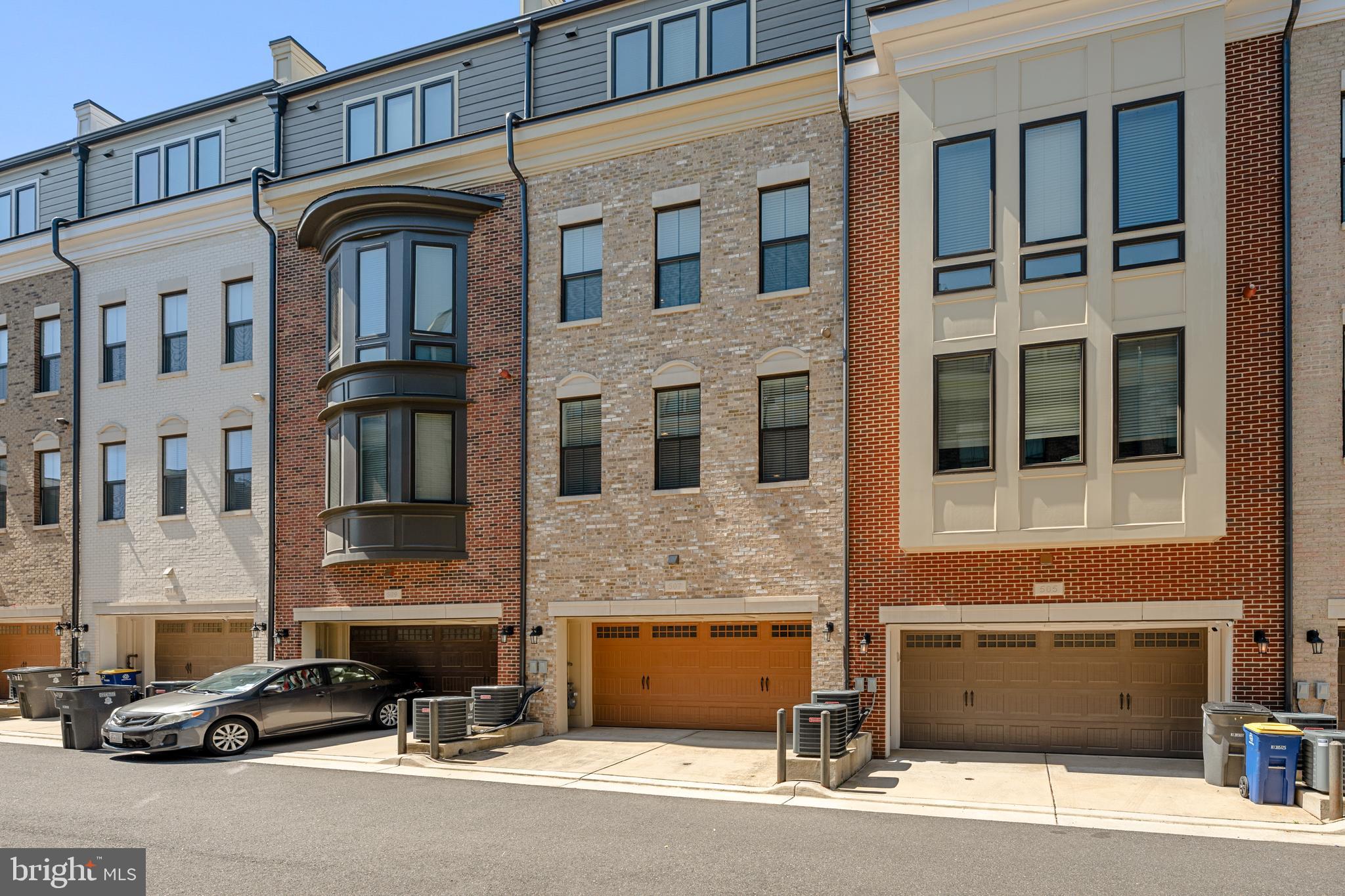 POTOMAC OVERLOOK CONDO - Residential