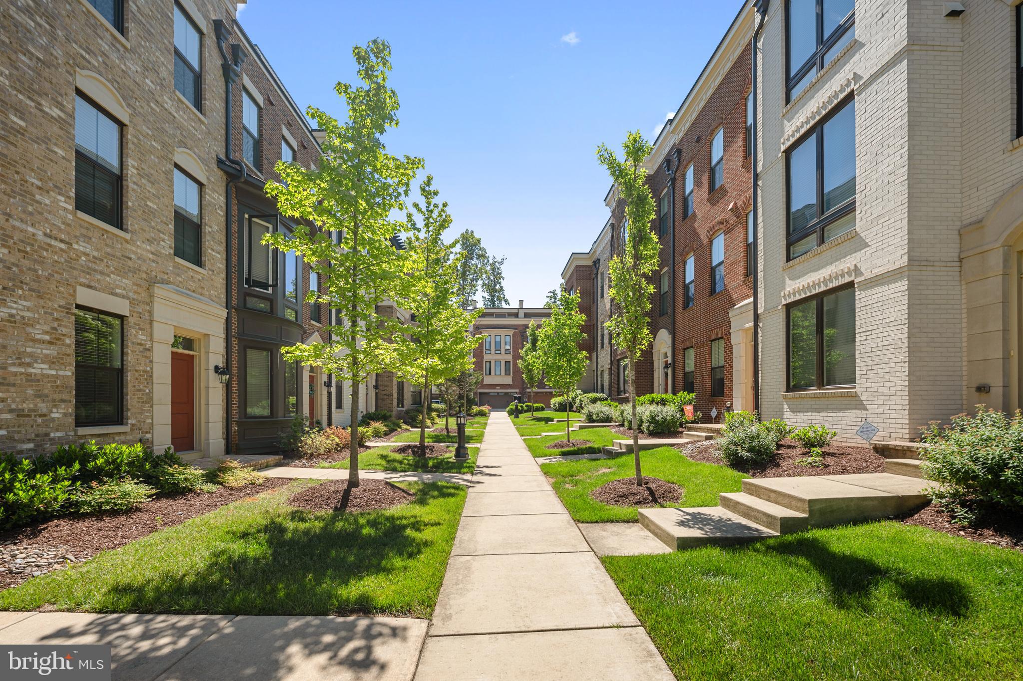 POTOMAC OVERLOOK CONDO - Residential