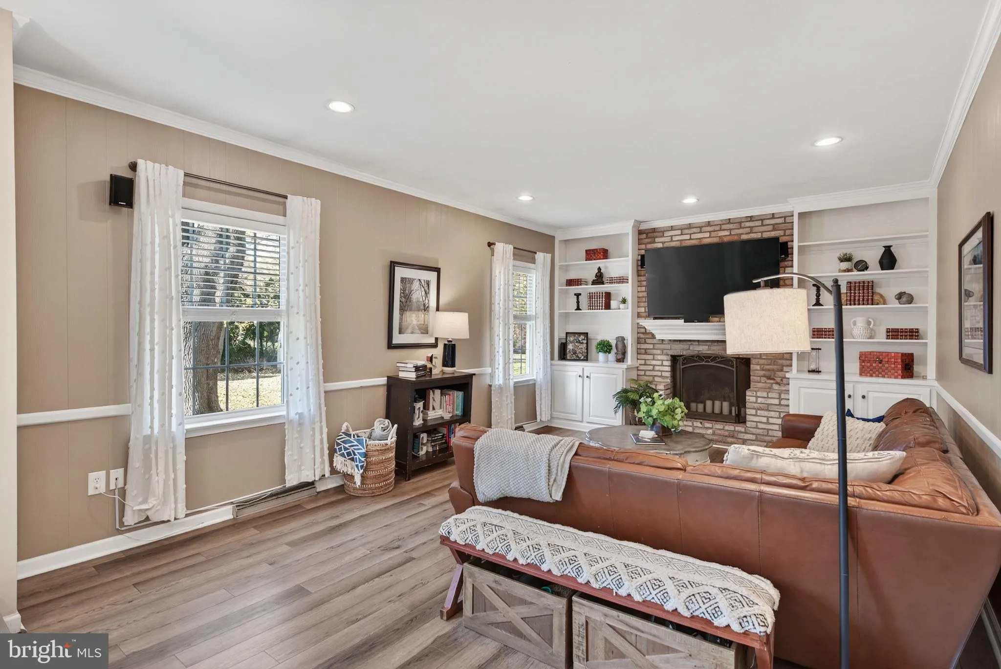 Lancaster, Pennsylvania 17601, United States, 4 Bedrooms Bedrooms, ,3 BathroomsBathrooms,Residential,Coming Soon,241799