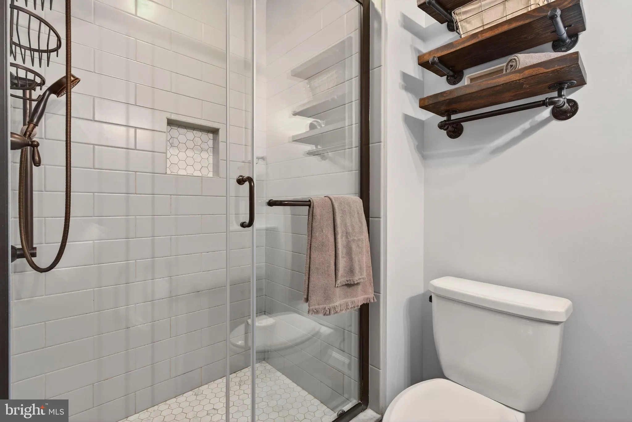 Lancaster, Pennsylvania 17601, United States, 4 Bedrooms Bedrooms, ,3 BathroomsBathrooms,Residential,Coming Soon,241799