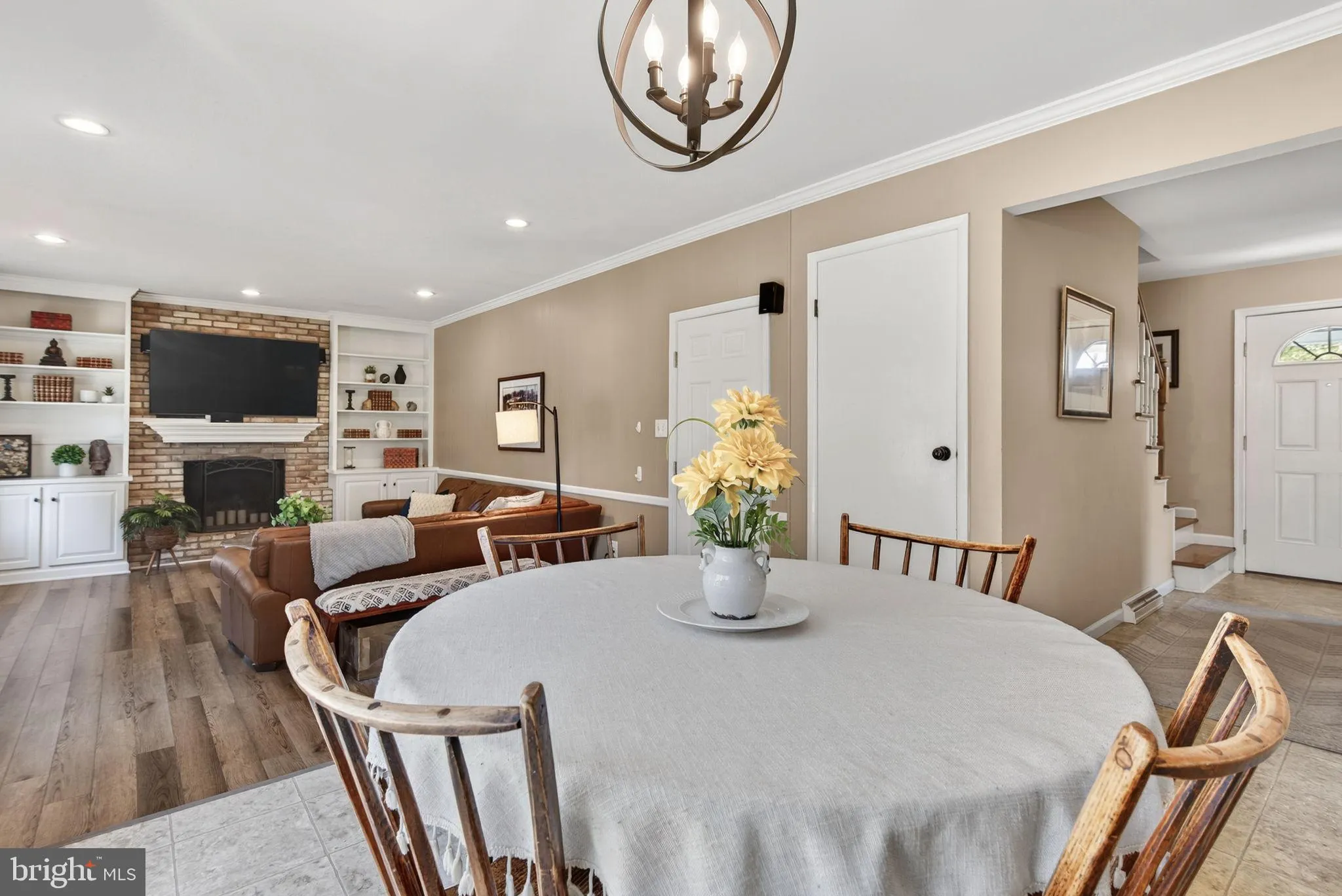 Lancaster, Pennsylvania 17601, United States, 4 Bedrooms Bedrooms, ,3 BathroomsBathrooms,Residential,Coming Soon,241799