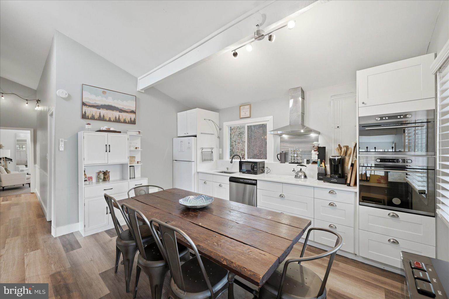 PAGE VALLEY ESTATES - Residential