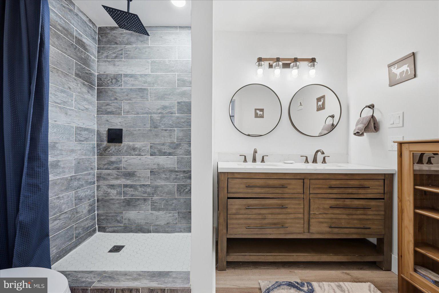 PAGE VALLEY ESTATES - Residential