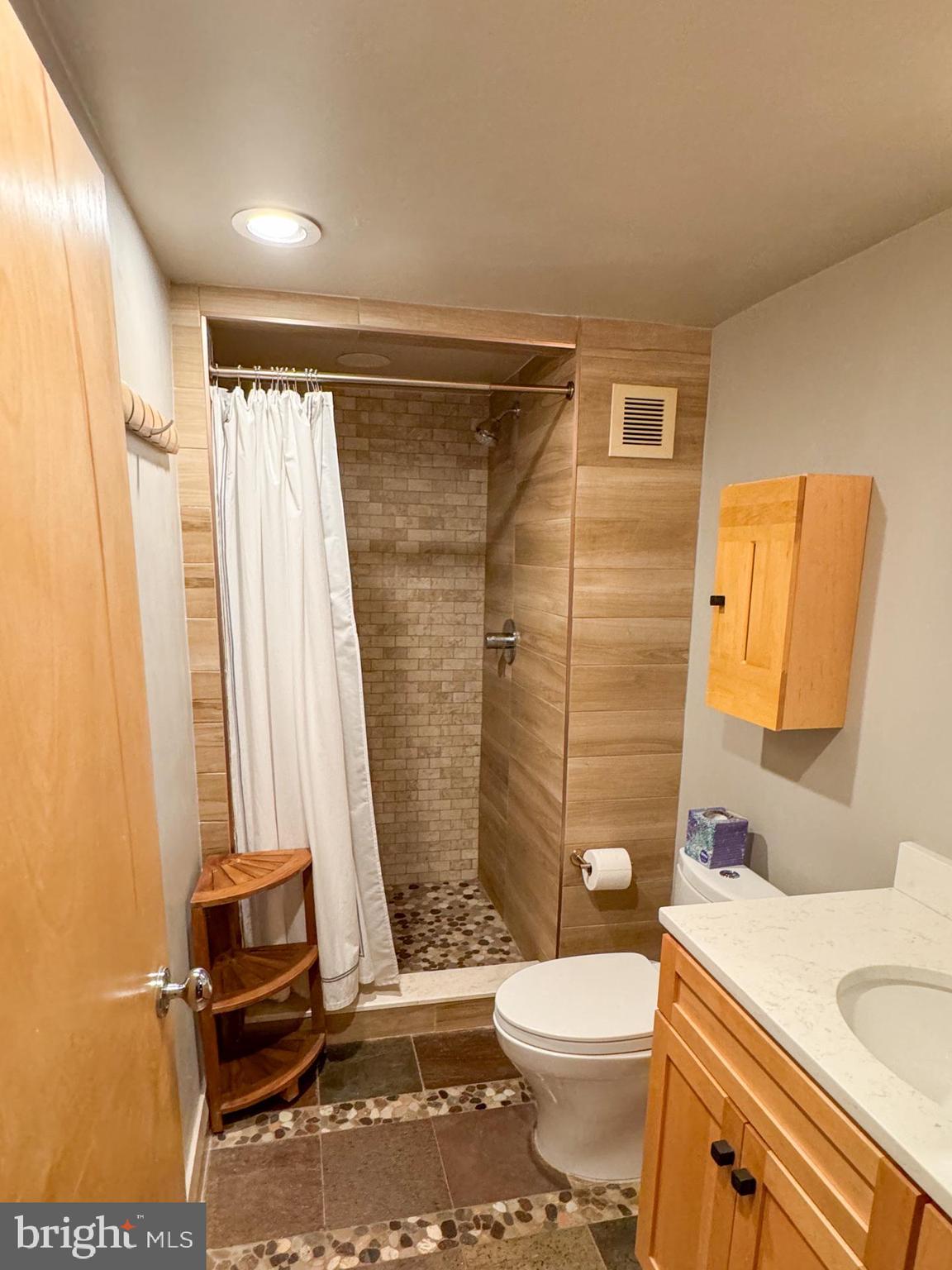 CHEVY CHASE - Residential Lease