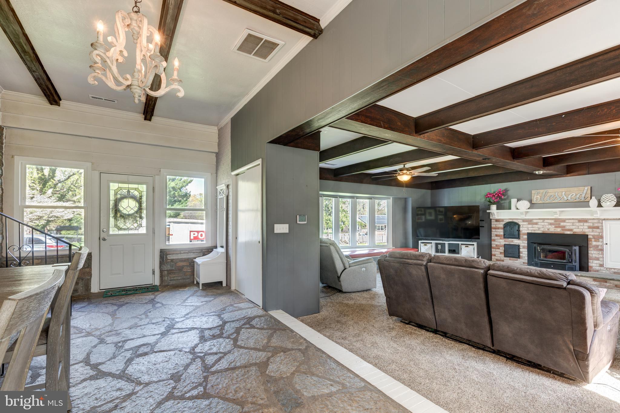 KINGSVILLE - Residential