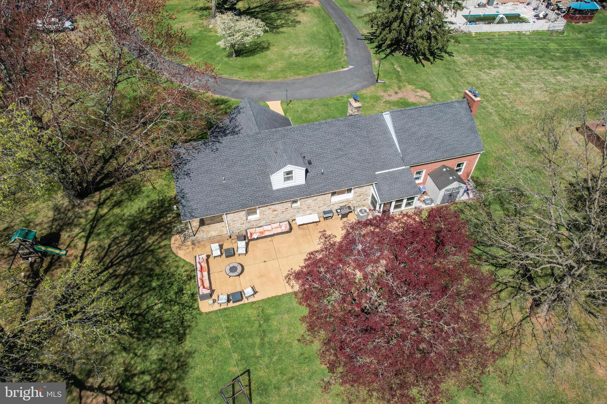 KINGSVILLE - Residential