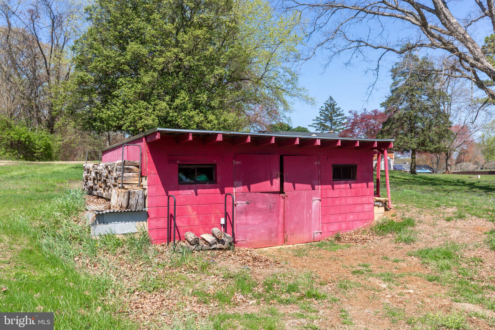KINGSVILLE - Residential