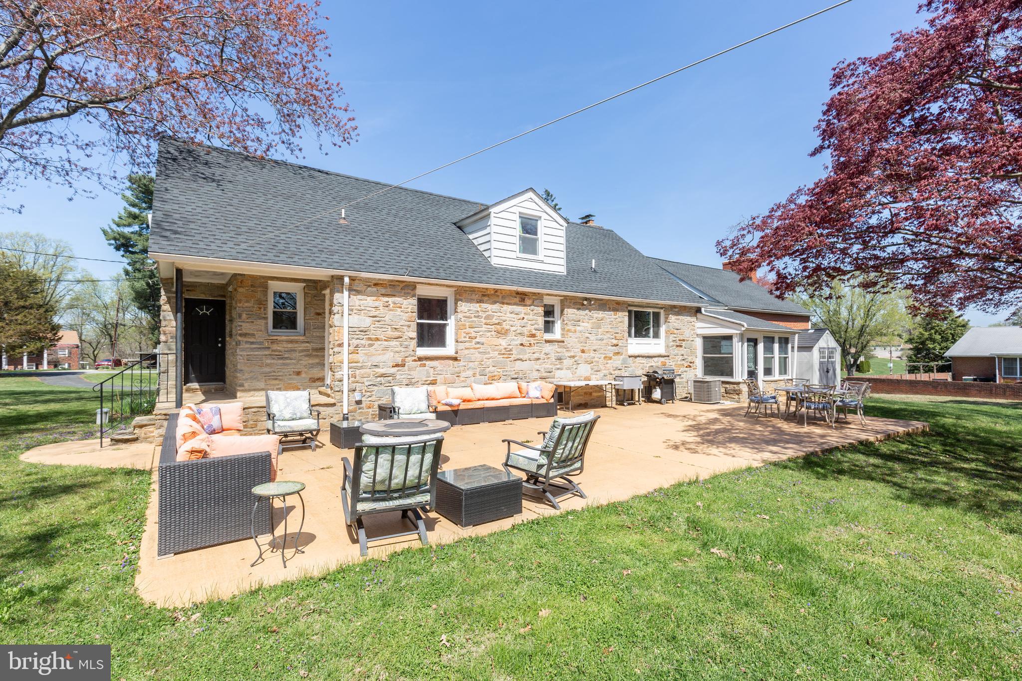 KINGSVILLE - Residential