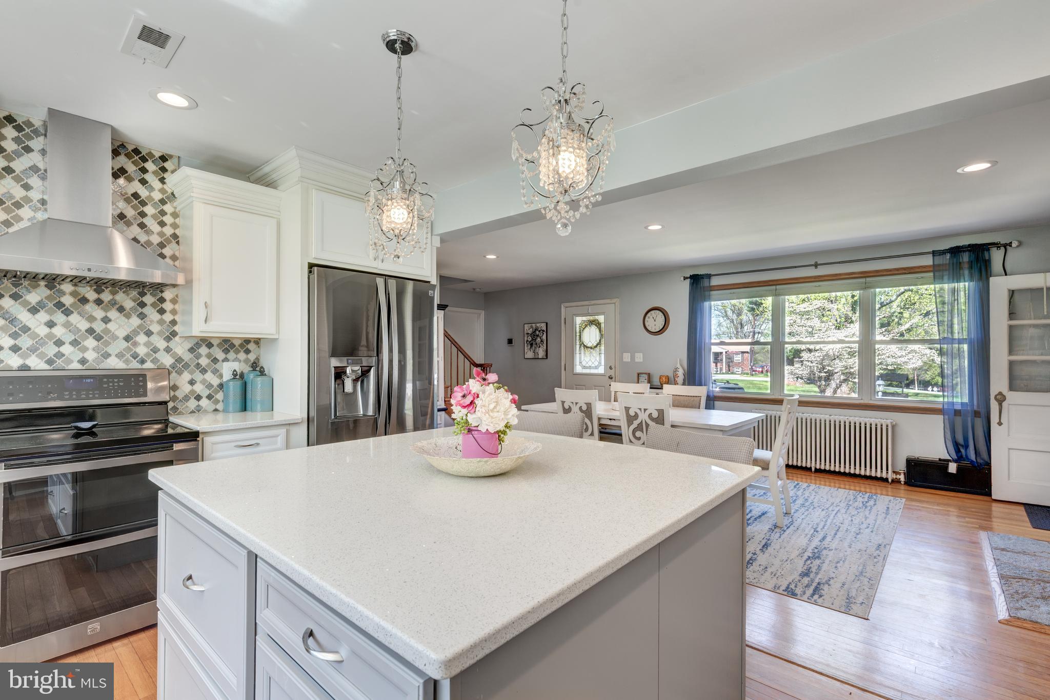 KINGSVILLE - Residential