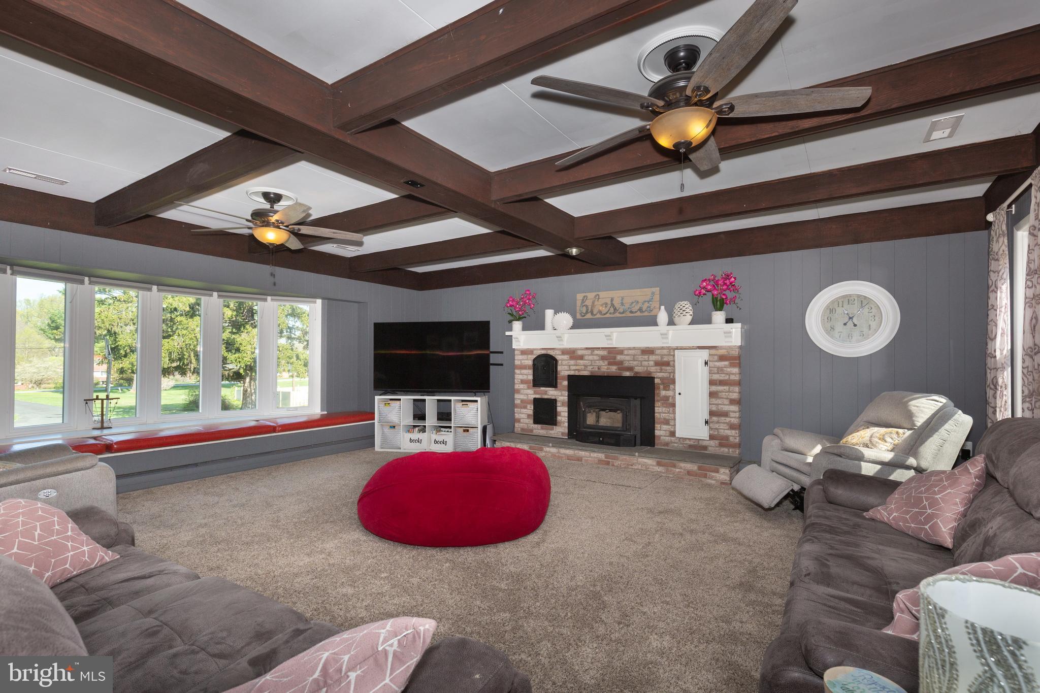 KINGSVILLE - Residential