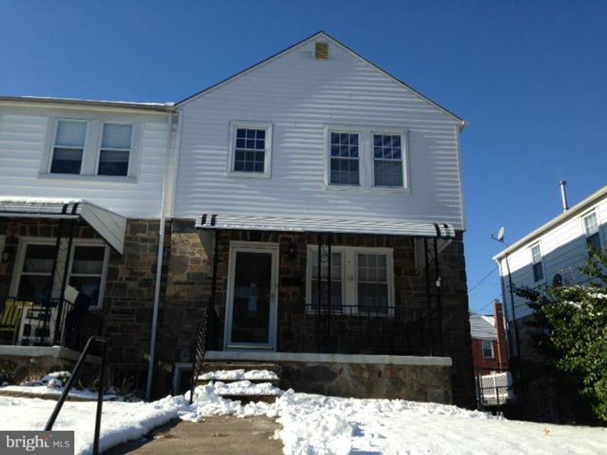 BACK ON THE MARKET DON'T MISS IT THIS TIME!! Another BELOW MARKET  foreclosure opportunity.  Not a short sale.  Price approved, no waiting!  Give it the TLC it needs and watch this bright spacious  stone  end of group town house   shine!!   Bring your best conventional buyer