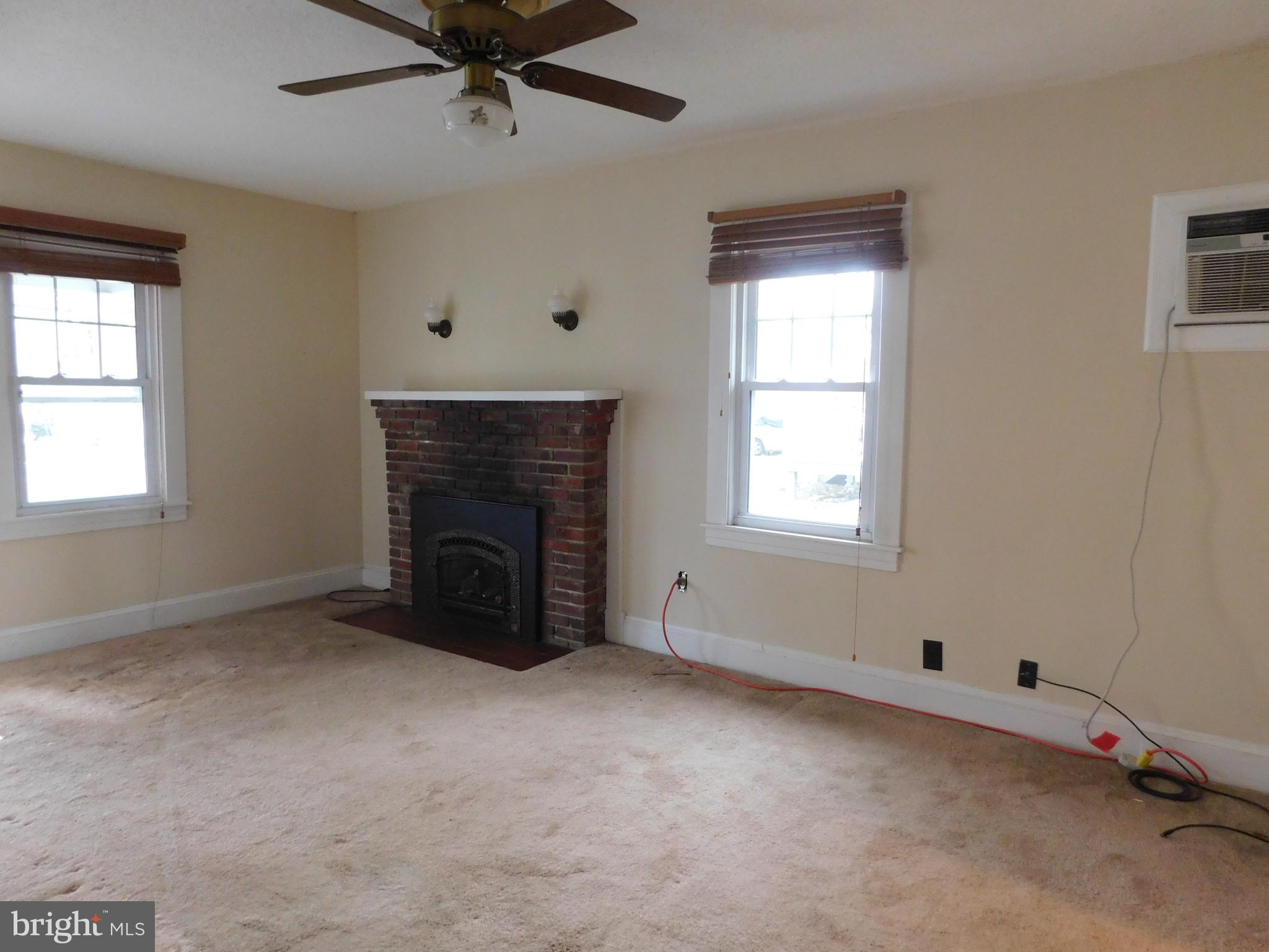 FRANKLIN MANOR BEACH - Residential